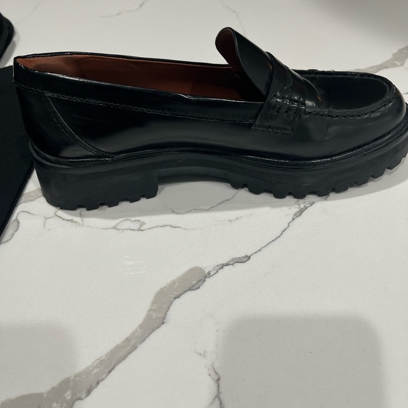 Reformation Agathea Chunky Loafer - US 7 Black - Picture 8 of 10
